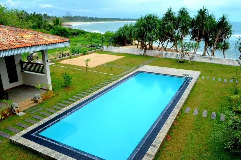 Guru Beach Resort Тангалла Экстерьер фото